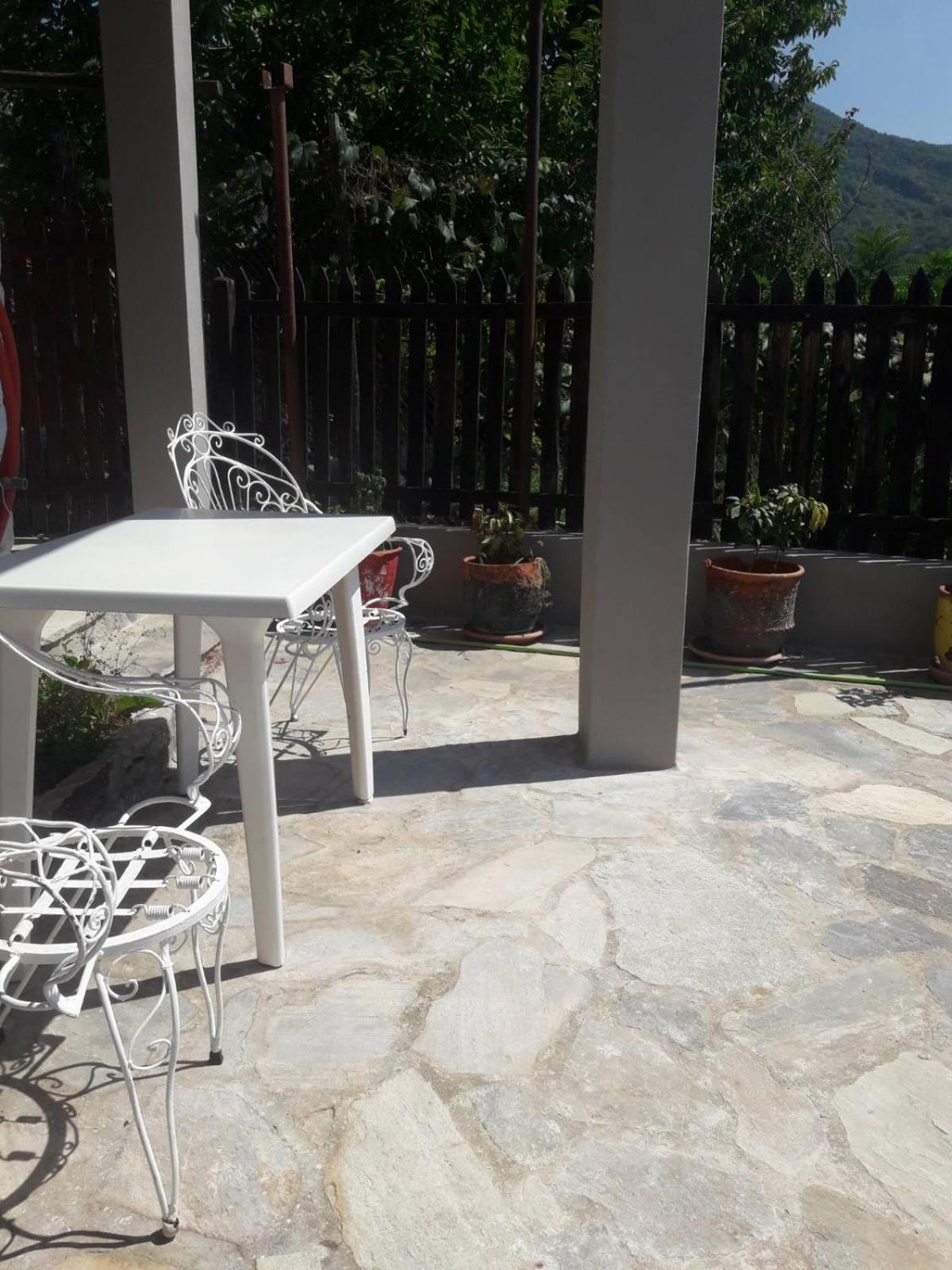 Mrs. Niki'S House Villa Drakeia Exterior photo
